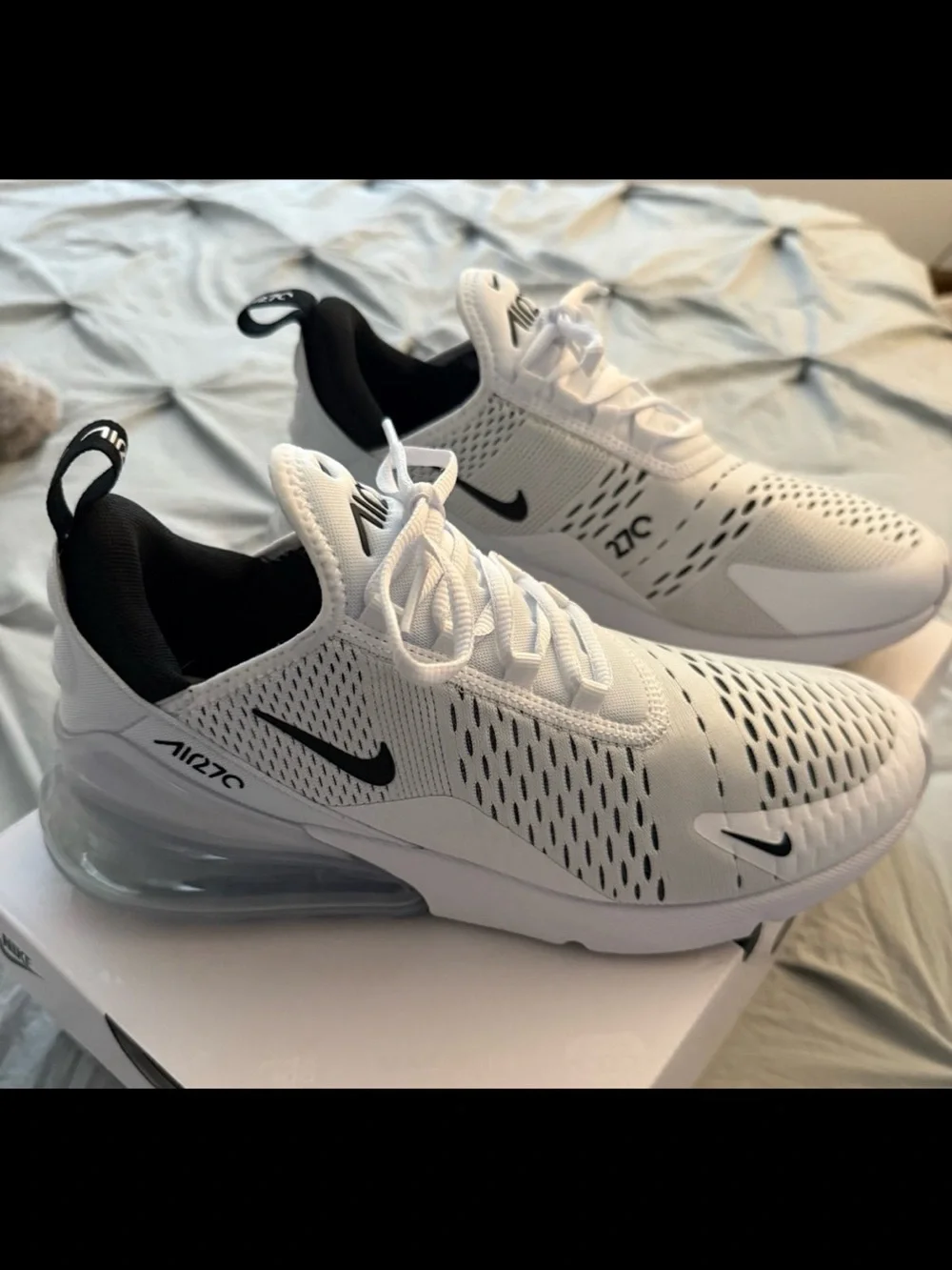 Nike Women's White and Black Breathable Running Sneakers
